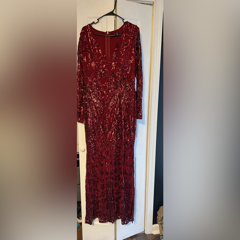 BNWT Baltic Born Ryan Sequin Gown Merlot size 1x